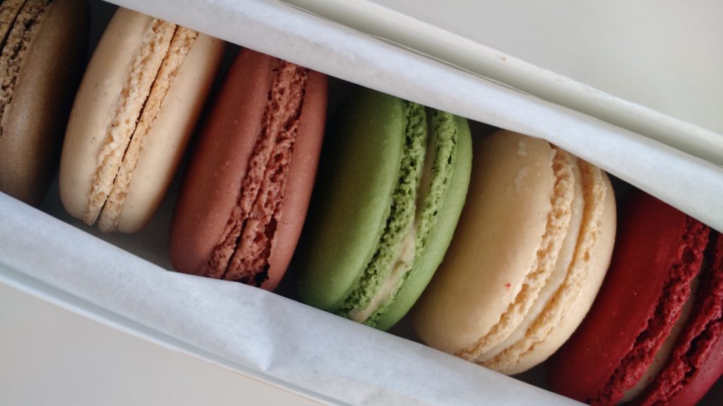 Pick flexible jobs like you pick Macarons -- only the best!